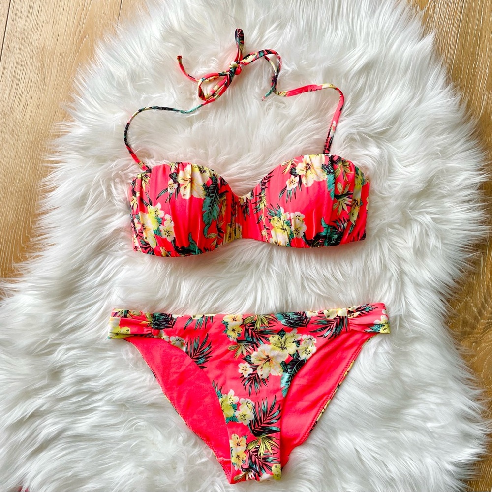 3/$30 H & M Tropical Floral Neon Orange  
Bandeau Bikini with Straps Size 6